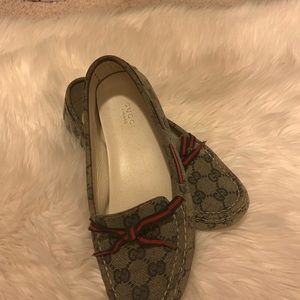 Gucci slide-on’s